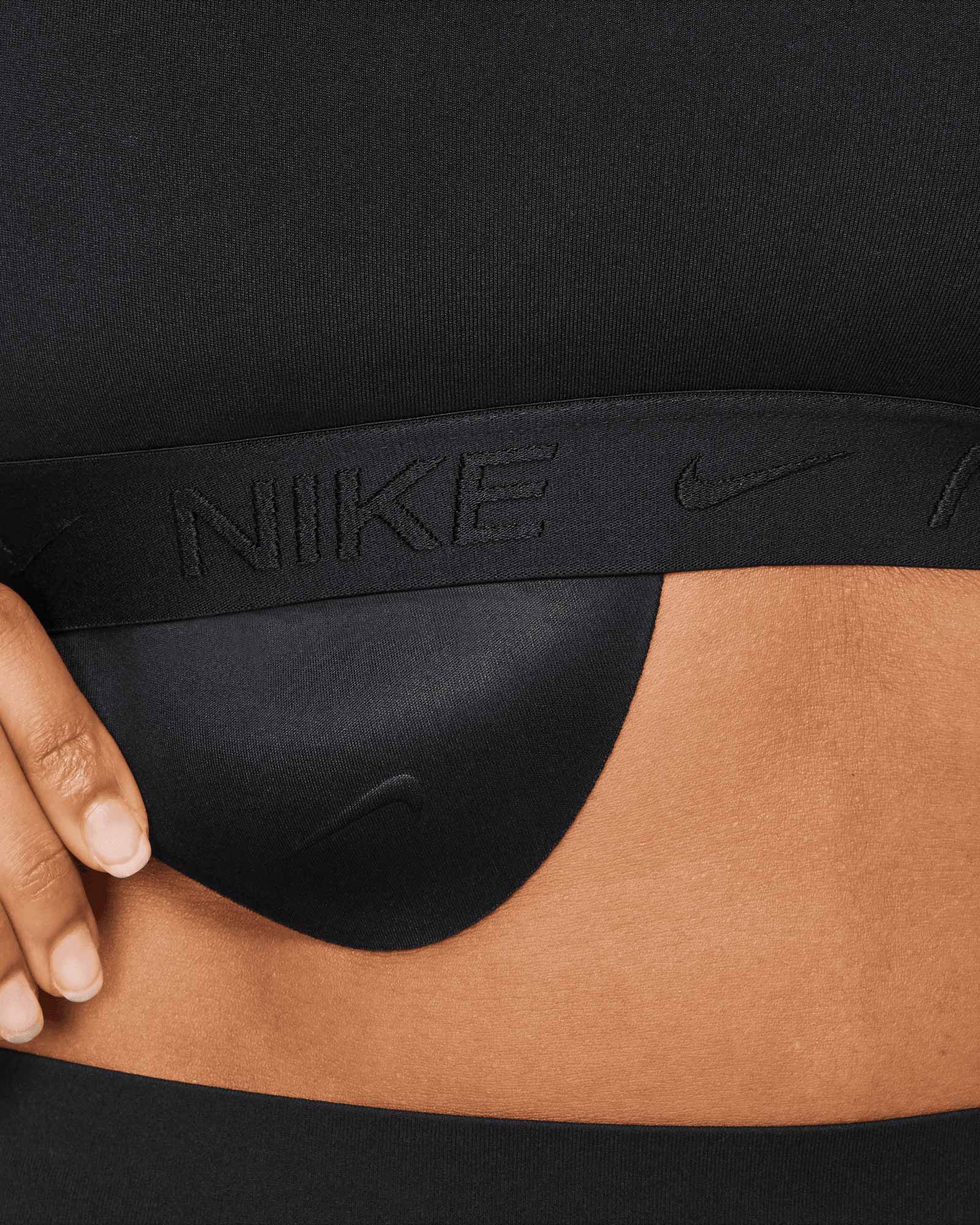 BRA TRAINING NIKE LS INDY W - Image 6