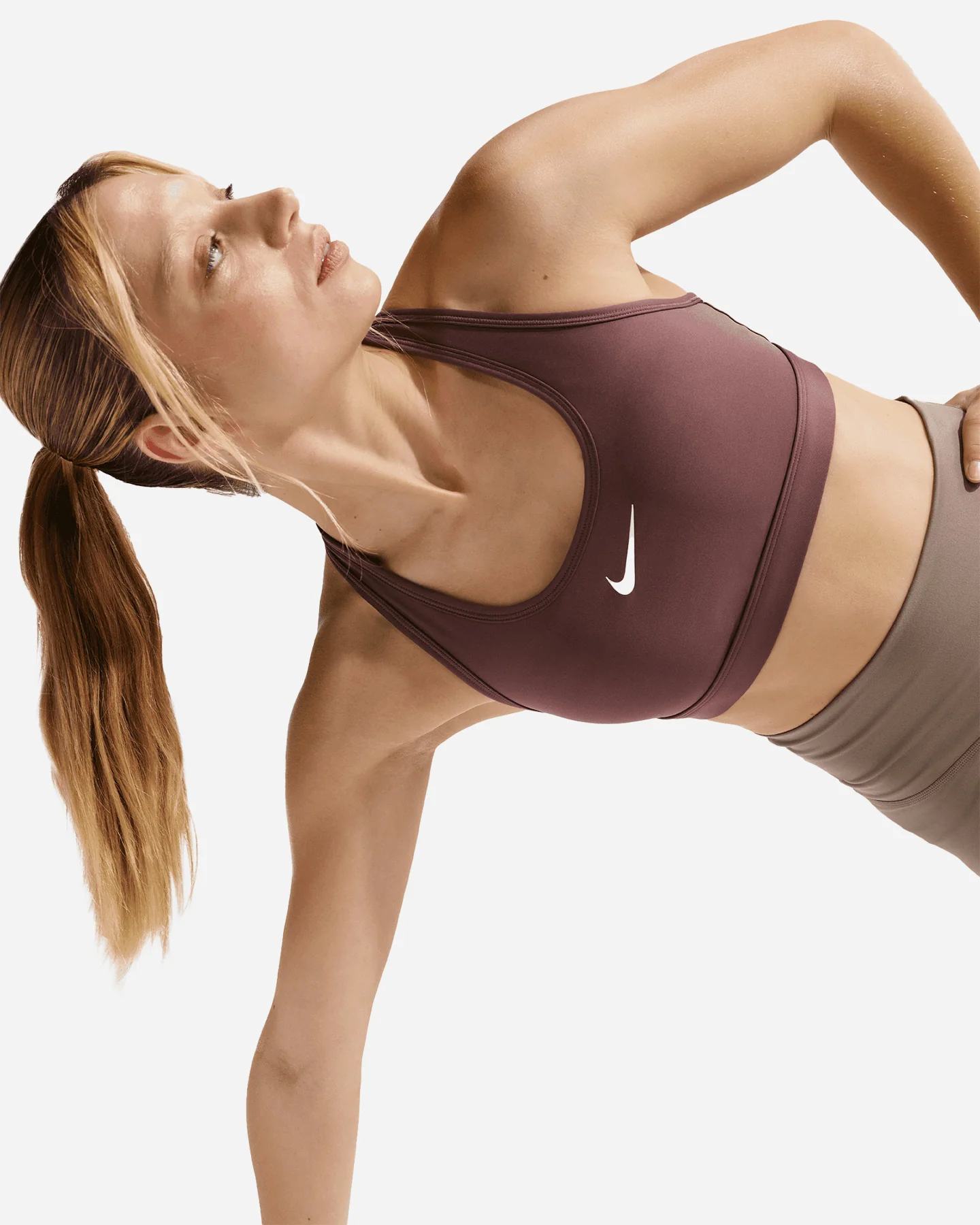 BRA TRAINING NIKE SWOOSH SMALL LOGO W - Image 6