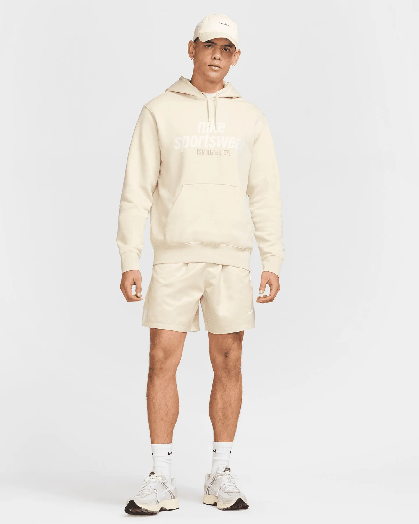 FELPA NIKE CLUB GFX M - Image 12