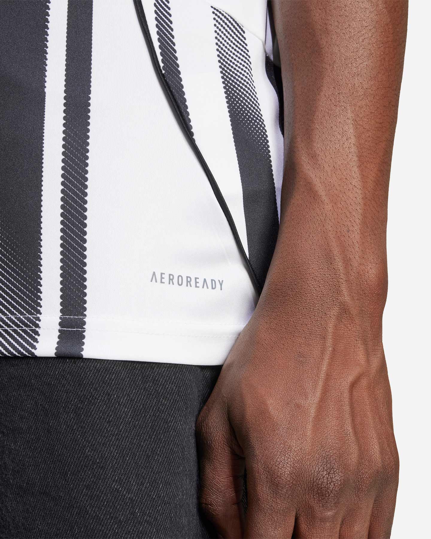 MAGLIA CALCIO UFFICIALE ADIDAS JUVENTUS HOME 25-26 M - Image 5