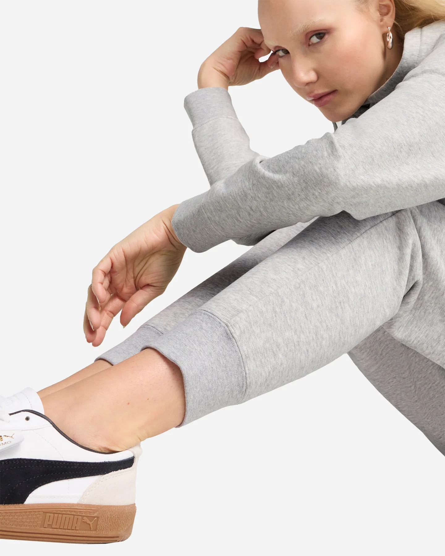 PANTALONE PUMA ESSENTIALS LOGO W - Image 5