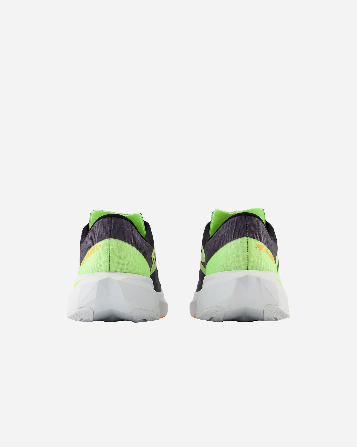 SCARPE RUNNING NEW BALANCE FUELCELL REBEL V4 M - Image 5