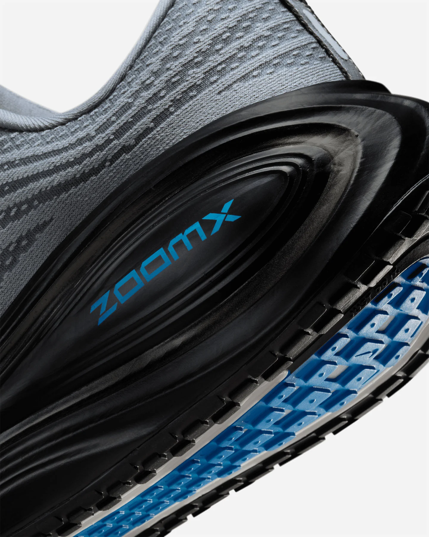 SCARPE RUNNING NIKE VOMERO PLUS M - Image 6