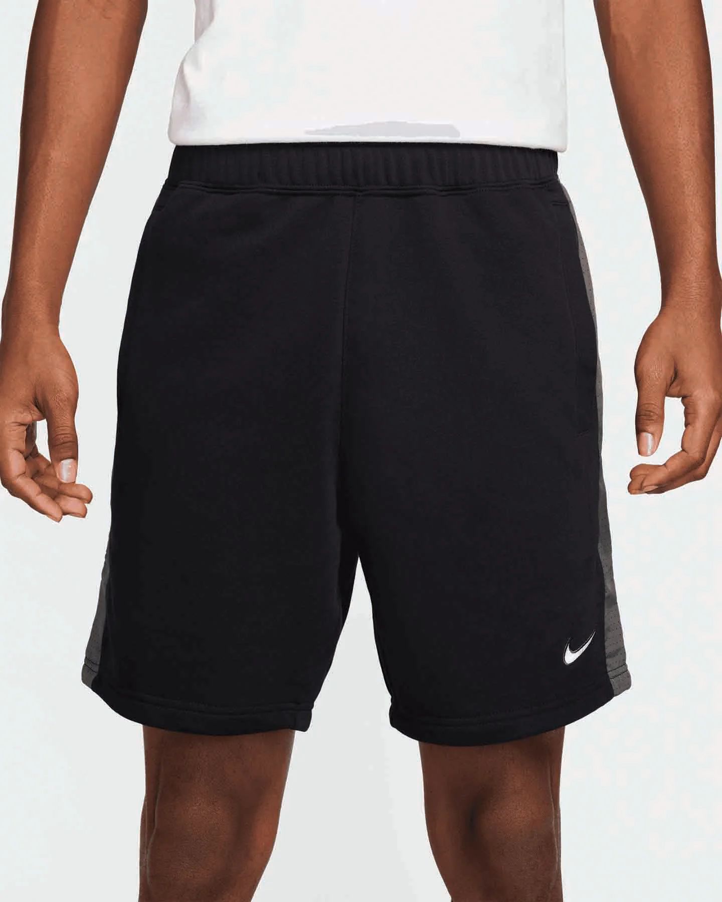 SHORT NIKE SMALL LOGO FNG NERO - Image 129