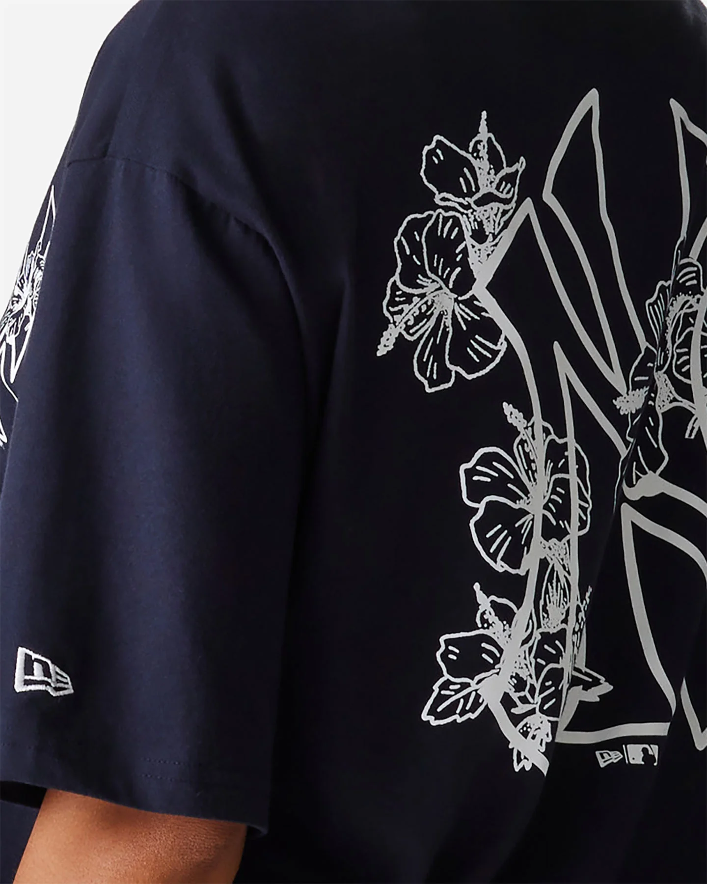 T SHIRT NEW ERA MLB FLORAL NEW YORK M - Image 4