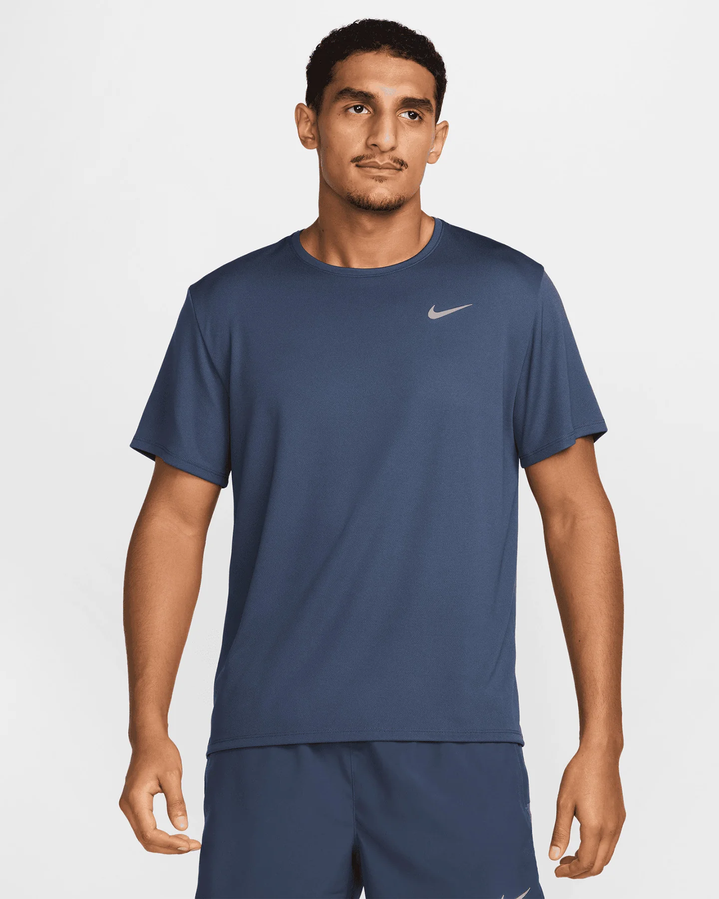 T SHIRT RUNNING NIKE MILER M