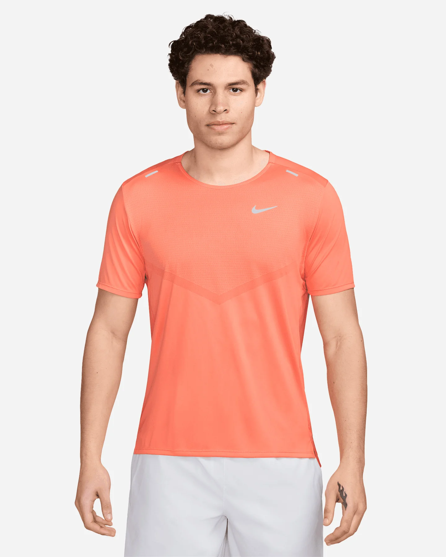 T SHIRT RUNNING NIKE RISE 365 M