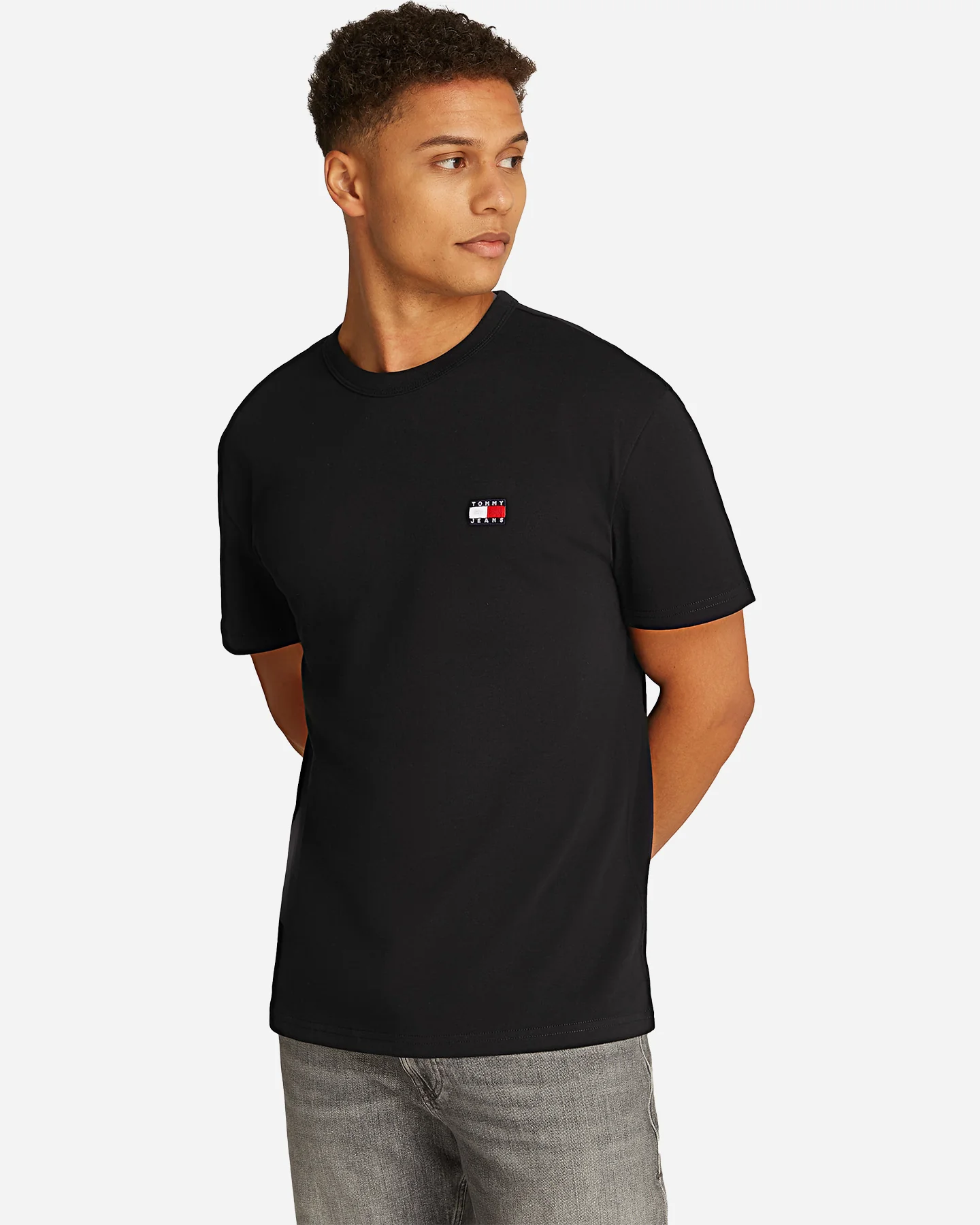 T SHIRT TOMMY HILFIGER BADGE LOGO M - Image 45