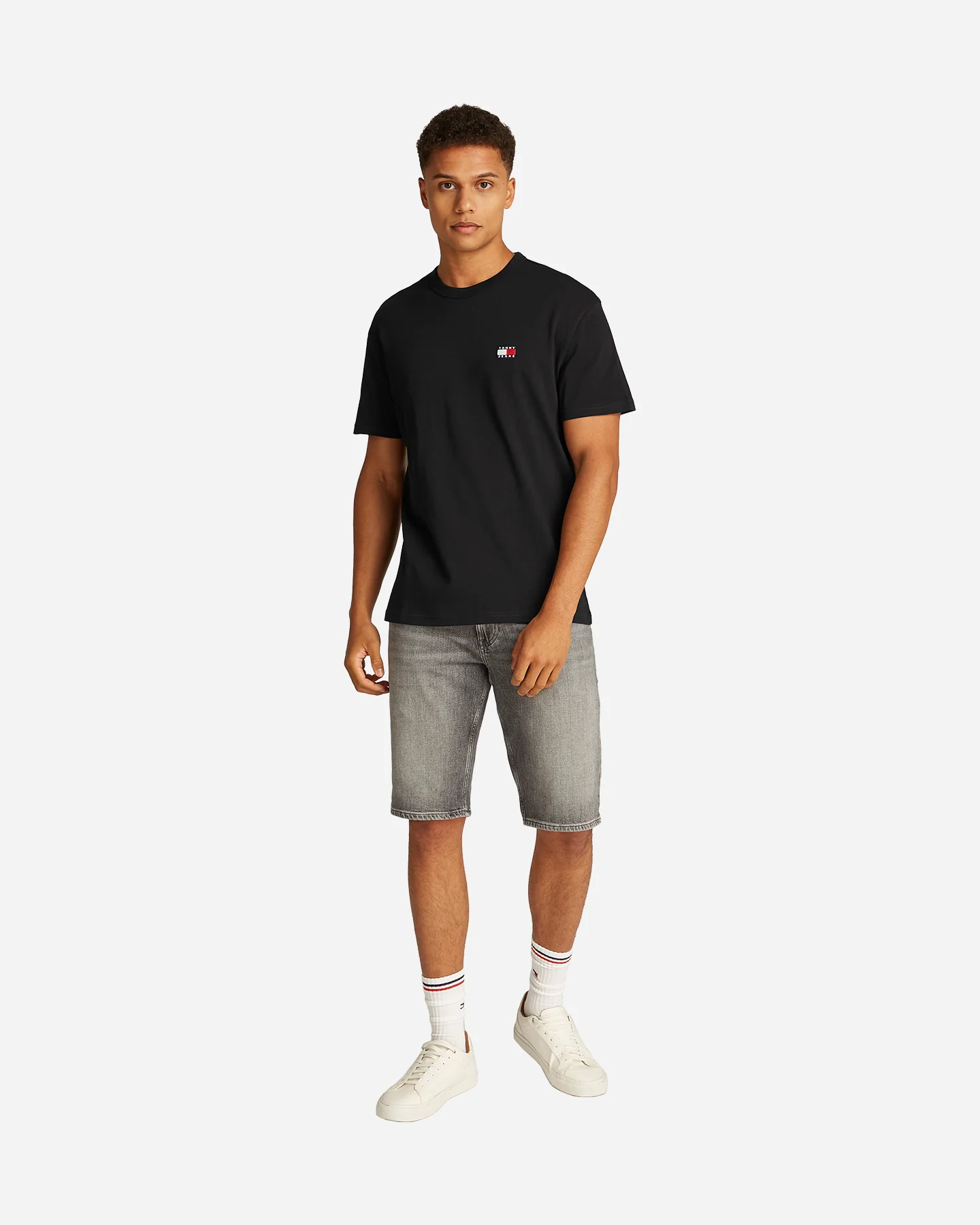 T SHIRT TOMMY HILFIGER BADGE LOGO M - Image 46